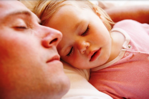 Sleeping Fact: 7 घंटे से कम नींद लेने पर शरीर पर ये होता है असर, जानिये कुछ रोचक फैक्ट