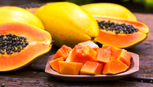 सेहत के लिए बेहद फायदेमंद है पपीता, सेवन करने से होते हैं बेजोड़ फायदे