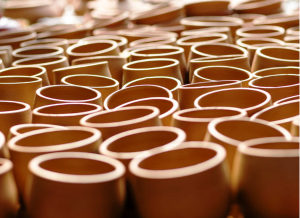 कुल्‍हड़ में चाय पीने का मजा ही है अलग, जानें इसके फायदे