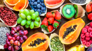 फल ही नहीं इनके छिलके भी हैं फायदेमंद, इस तरह निखारेंगे त्वचा