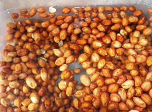 भीगी हुई मूंगफली खाने से होते हैं ये फायदे, आप भी इसे खाना शुरु कर दें