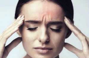 बिना किसी दवा और तेल के सिरदर्द को चुटकियों में दूर कर देगा ये जादुई तरीका, जानें क्या है वो