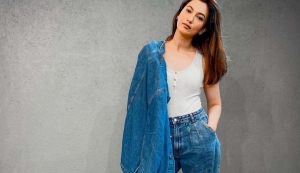 बिग बॉस कंटेस्टेंट गौहर खान के खिलाफ FIR दर्ज, एक्ट्रेस ने तोड़ी कोरोना गाइडलाइन