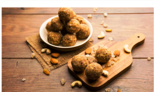 Gond ke Fayde: ठंड के मौसम में गोंद का सेवन दिलाएगा कई परेशानियों से छुटकारा