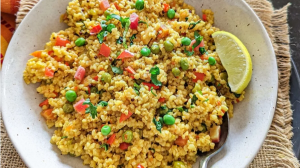 सिर्फ एक कटोरी दलिया खाने से सेहत को मिलेंगे ताबड़तोड़ कई फायदे; जानें खाने का सही समय और तरीका?