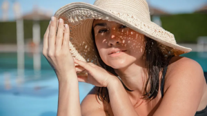 Benefits of Sunbathing: वजन घटाने से लेकर हड्डियों को मजबूत बनाने तक, सुबह की धूप से मिलते हैं ये फायदे