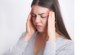 सिर दर्द होते ही खा लेते हैं गोलियां, हो सकता है नुकसान, मिनटों में आराम पाने के लिए करें 7 असरदार उपाय