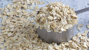 सुबह ब्रेकफास्ट में ओट्स खाने से सेहत को मिलेंगे कई चौंकाने वाले फायदे, जानें कैसे करें सेवन?