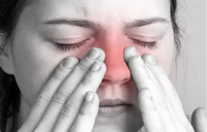 क्या है Sinus Infection? जानें इसके लक्षण और बचाव के उपाय