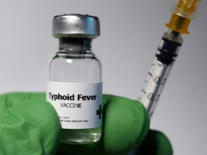 Typhoid Vaccine: टाइफाइड से लड़ाई में भारत का नया हथियार! साल्मोनेला समेत कई बैक्‍टीरिया पर हमला करेगा स्वेदशी टीका