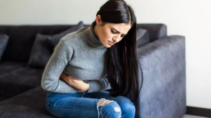 क्या आपका Digestion भी है खराब, तो इन फूड्स से बनाएं दूरी वरना पड़ जाएंगे लेने के देने