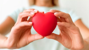 बढ़ती उम्र में रखना है Heart Health का ख्याल, तो 40 के बाद जरूर कराएं ये 5 टेस्ट