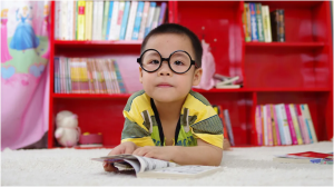 कमजोर हो सकती हैं बच्चों की आंखें, अगर फॉलो नहीं की ये टिप्स