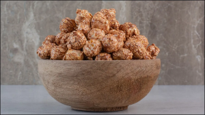 गुड़ वाला मखाना खाएंगे तो पुराने से पुराना दर्द भी हो जाएगा छूमंतर, सेहत अंदर से होगी दुरुस्त