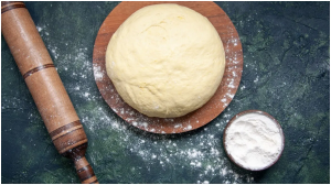 फ्रिज में रखे हुए आटे की बनाते हैं रोटी? सेहत के लिए बेहद खतरनाक हो सकती है आपकी ये आदत