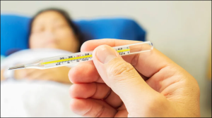 बेअसर होगा डेंगू, मलेरिया जैसे हाईग्रेड फीवर का असर, अपना लें स्वामी रामदेव के बताए ये खास उपाय