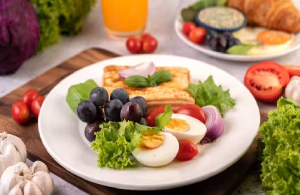 डायबिटीज के मरीज सुबह नाश्ते में खाएं ये 5 चीजें, शाम तक 400 के पार ब्लड शुगर हो जाएगा कंट्रोल